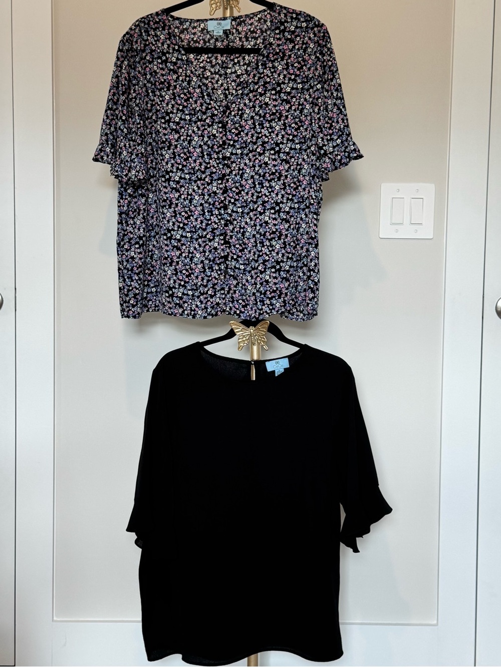 CeCe pink blue floral cottagecore, black ruffle elbow sleeve flowy top bundle XL